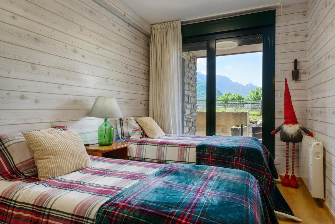 Pena Sabocos II Apartamento Turistico Panticosa Luaran gambar