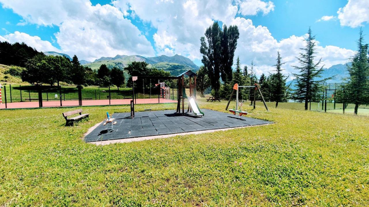 Pena Sabocos II Apartamento Turistico Panticosa Luaran gambar