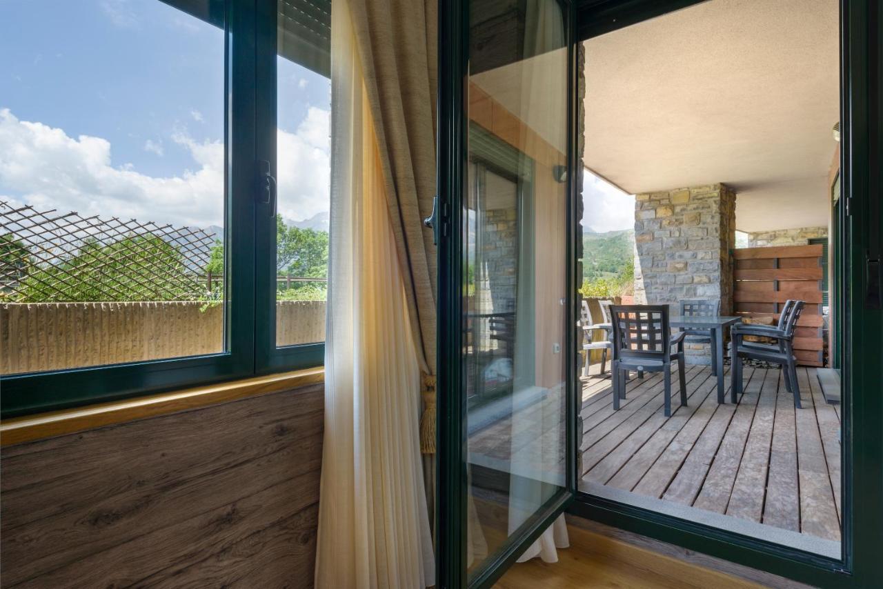 Pena Sabocos II Apartamento Turistico Panticosa Luaran gambar